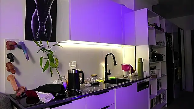 sova_energy stripchat live cam model