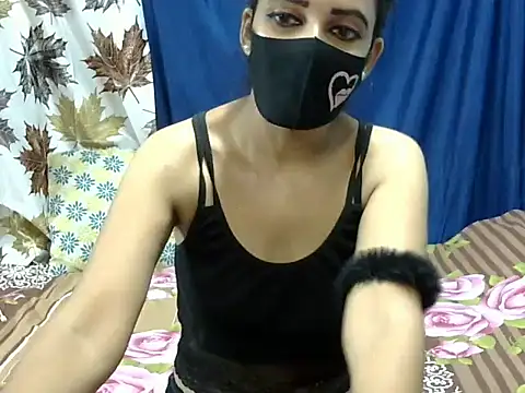 indian-bold stripchat live cam model
