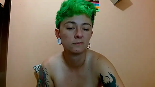 tomboyblue stripchat live cam model