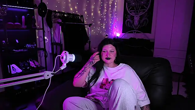 GothicKiraVex stripchat live cam model