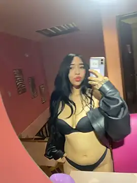 NoirDoll_ stripchat live cam model