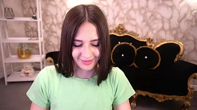AlesiaDessmond stripchat live cam model