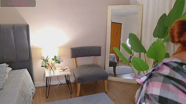 Naomi__24 stripchat live cam model