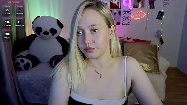 TinaShelton stripchat live cam model