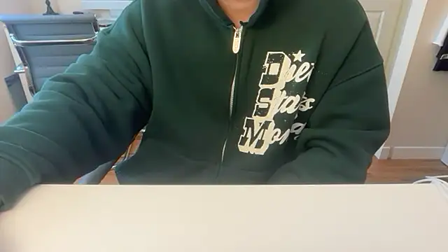 jungcock3210 stripchat live cam model