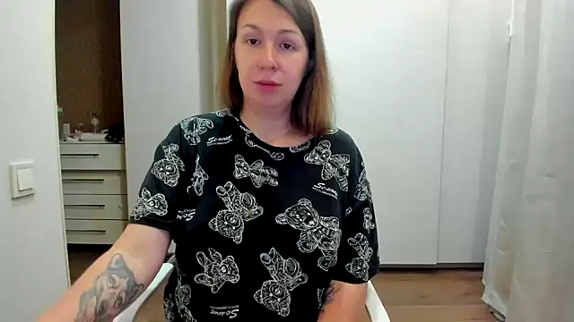 PregnantEva stripchat live cam model