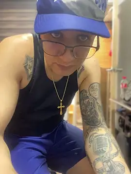 jhoanswett stripchat live cam model