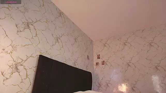 cinniaa_ stripchat live cam model