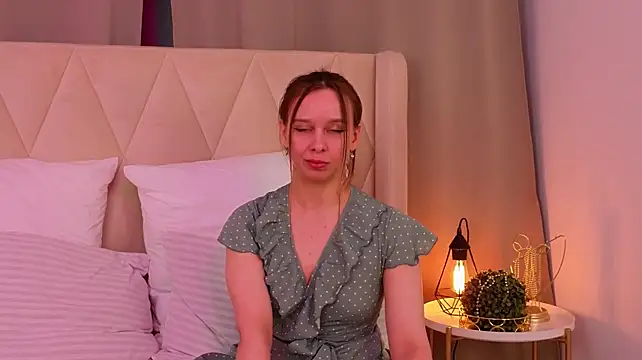 EvelynSincllair stripchat live cam model
