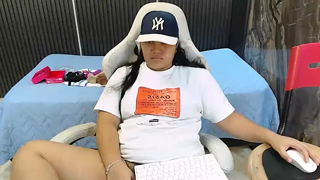 melany_rouse18 stripchat live cam model