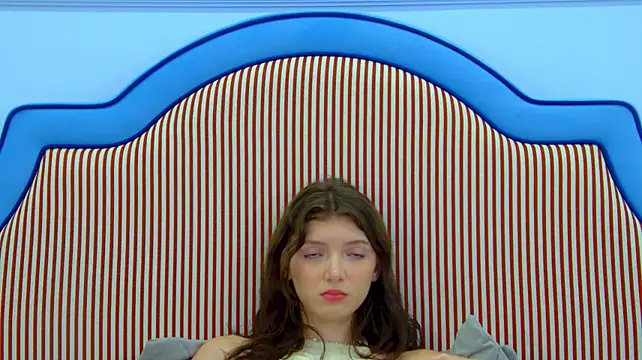 SophiaProve stripchat live cam model