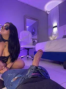 KatlynRous stripchat live cam model