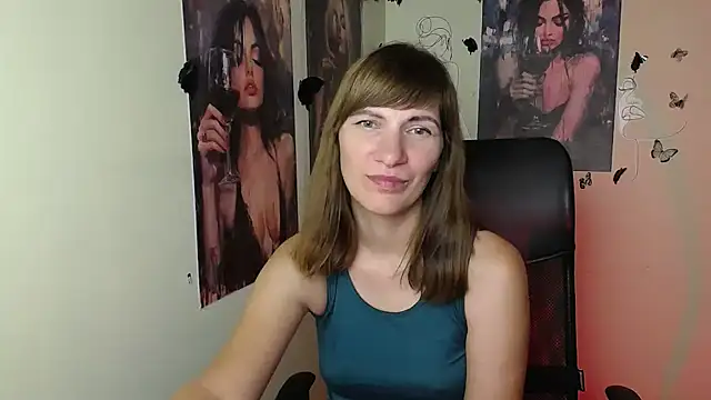 Rosalinda_ro stripchat live cam model