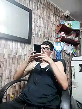 jhosuamoore stripchat live cam model