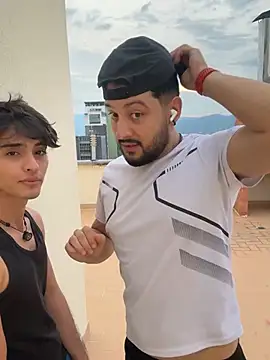 LeoCrewRaw stripchat live cam model