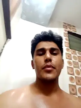cheesy_harry stripchat live cam model