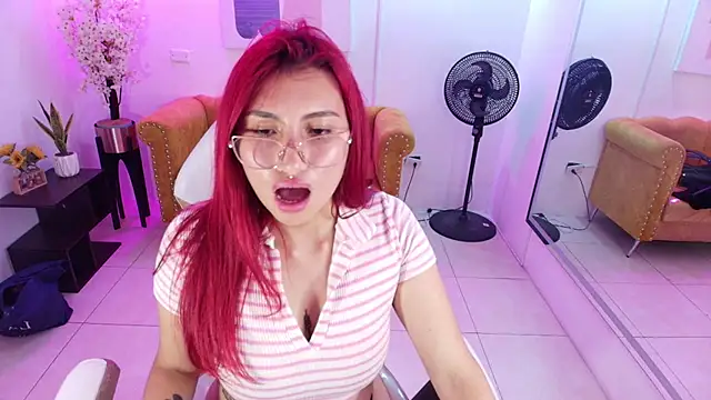 Sofi_monroeee stripchat live cam model