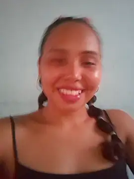 San_drit7 stripchat live cam model