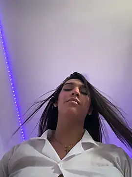 Brittany_herrera stripchat live cam model