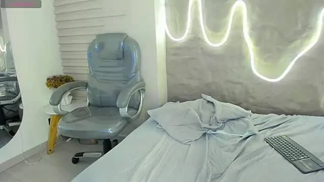 Hecatee_Dark stripchat live cam model