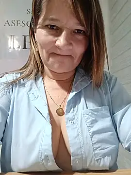 KAREN--03 stripchat live cam model