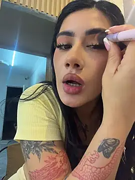 clarachanelricek stripchat live cam model