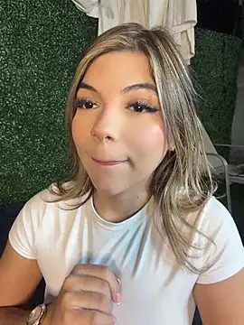 AngelBlushXXX stripchat live cam model