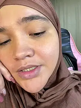 sweetmuslim01 stripchat live cam model