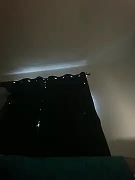 GusanoDelicioso stripchat live cam model