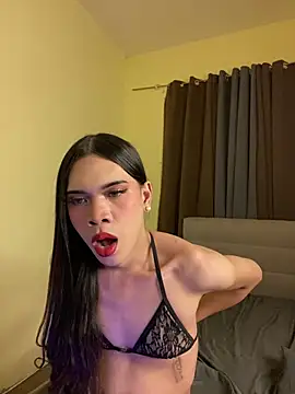 fuckbellaaa stripchat live cam model