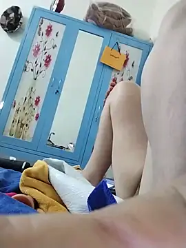 Nice-Happy68 stripchat live cam model