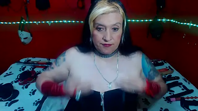 MATURE_Randy stripchat live cam model