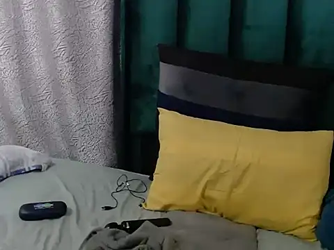 Satindream stripchat live cam model