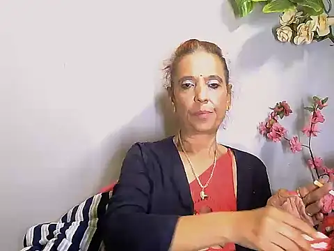 Hot_queen58 stripchat live cam model