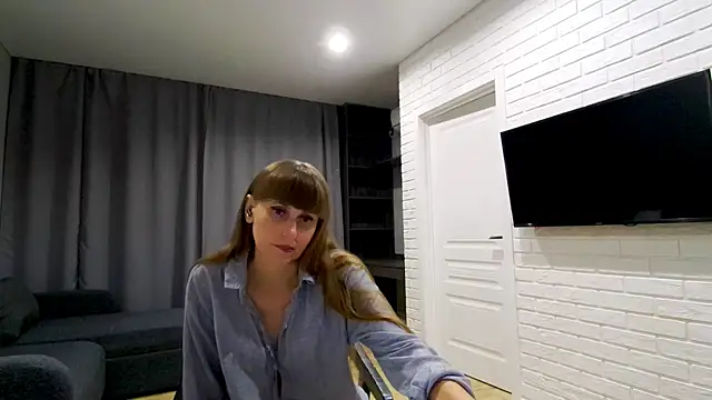 Daniella_Lorente stripchat live cam model