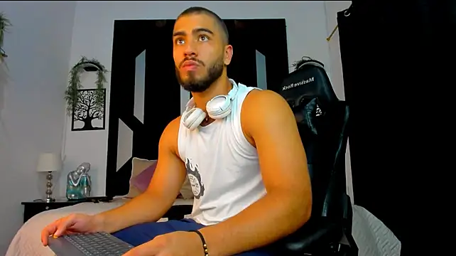 Franco_banderas stripchat live cam model