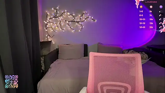 WeepyMoon stripchat live cam model