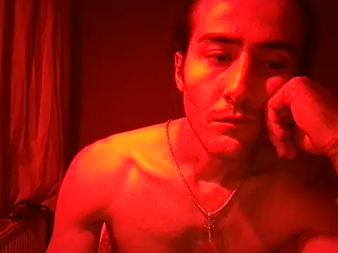 MAYBEYOUTWT stripchat live cam model