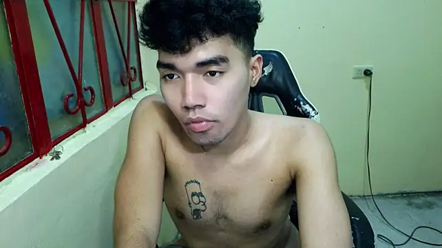 milkehhhh stripchat live cam model
