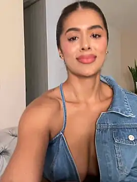 MelissaWaltton stripchat live cam model