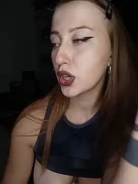 Susiee_Redd stripchat live cam model