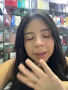 softdoll-_ stripchat live cam model