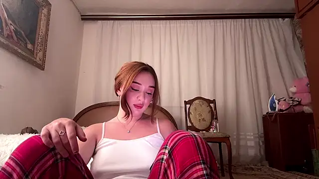 Mira_Blow stripchat live cam model