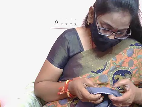 kajal-32telugu stripchat live cam model