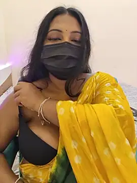 its-mahi- stripchat live cam model