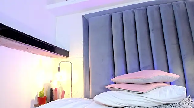 KendallAshford stripchat live cam model