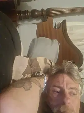 19JaSon83 stripchat live cam model