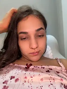 __amcutefatima stripchat live cam model