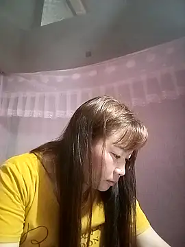 -Batici- stripchat live cam model
