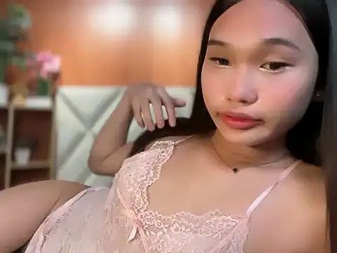 universal_cutie stripchat live cam model